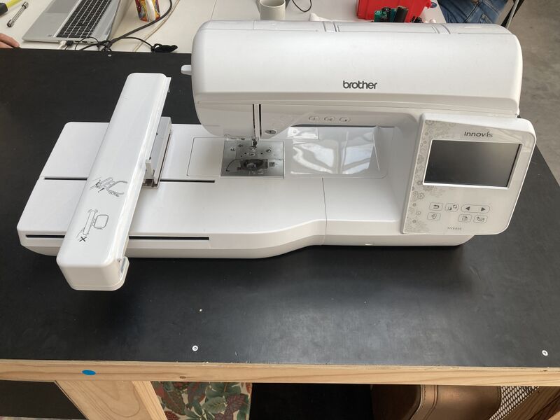 Fichier:BrotherNV880E.jpg