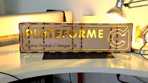 Enseigne plexi transparent.JPG